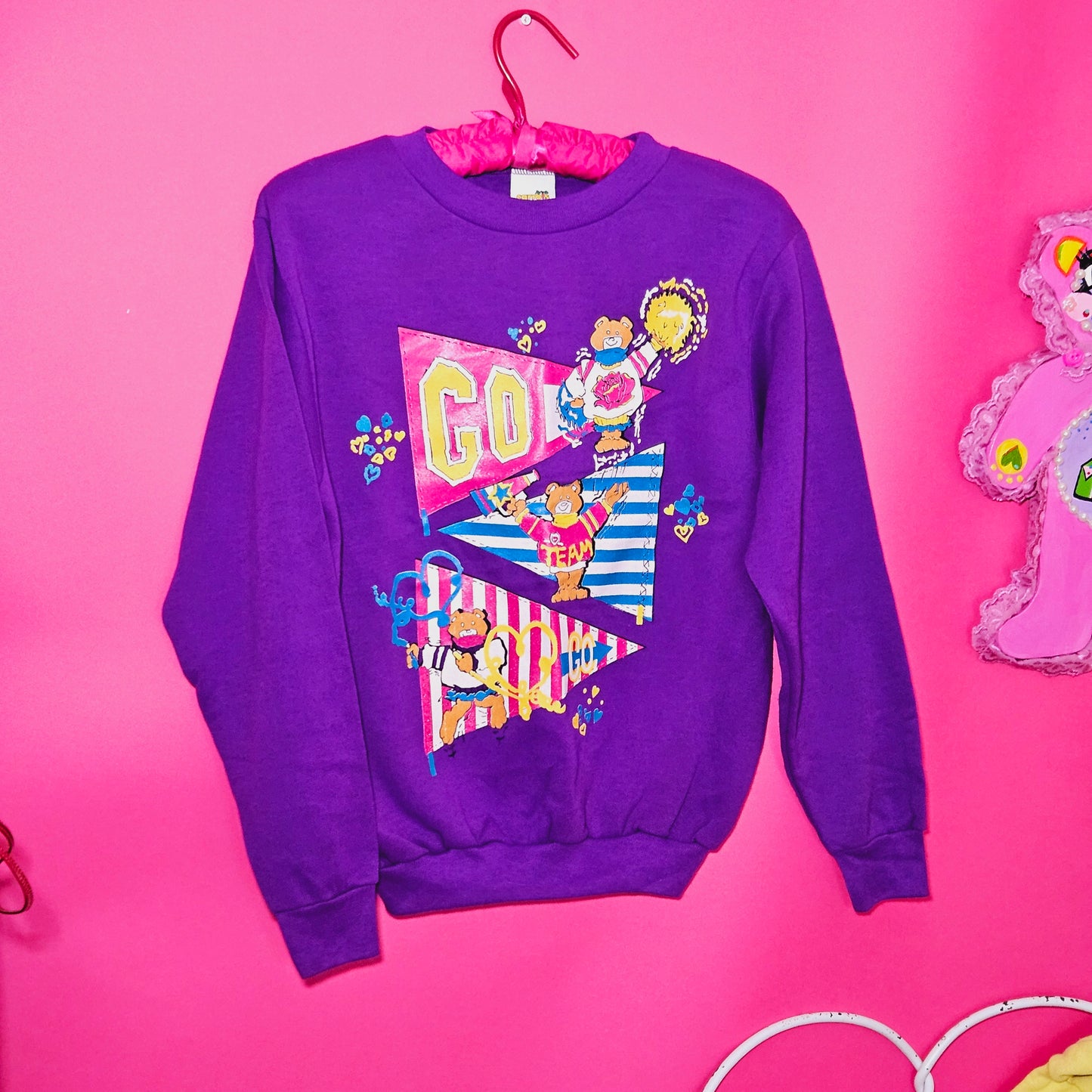 Go team go! Teddy print crewneck