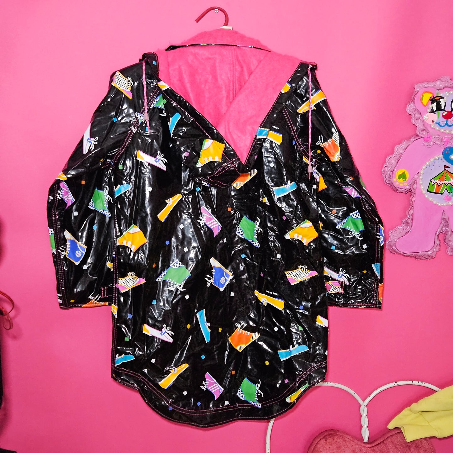 1985 shoe print hooded rain coat