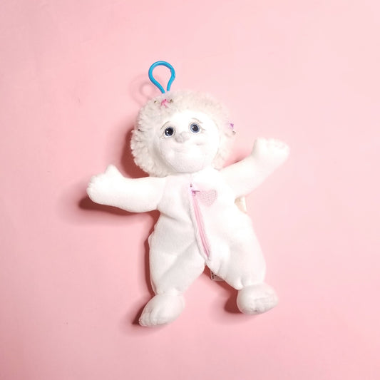 ✧・゚: *✧・゚:* Angel Baby Keychain *:・゚✧*:・゚✧