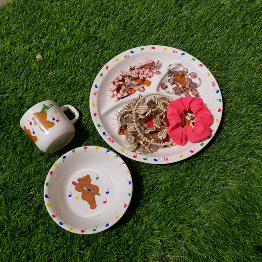 1987 Do re mi 3 piece teddy bear kitchen set
