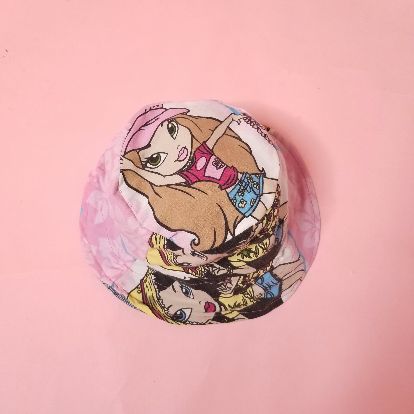 Bratz Paradise Princess Bucket Hat