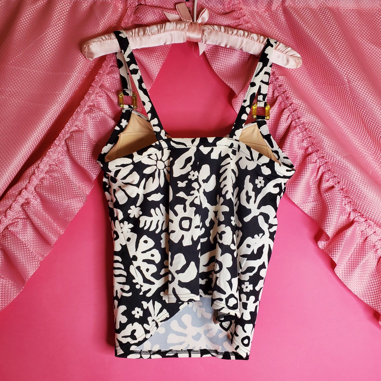 Black & white floral tankini top