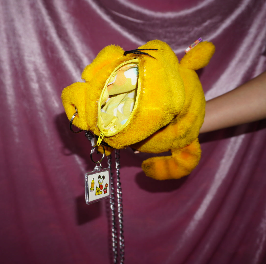 1981 Garfield crossbody plush bag