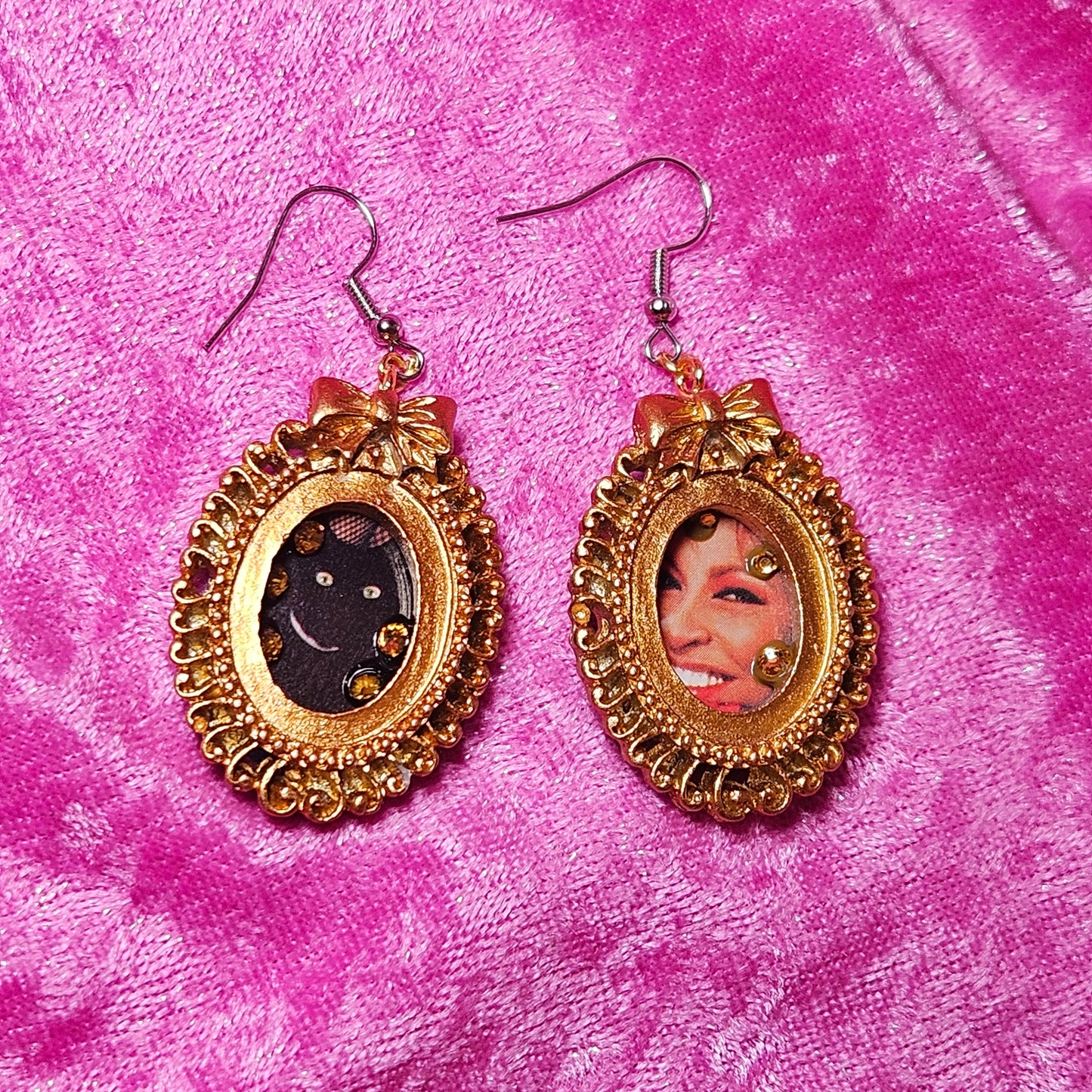 Private Dancer baroque frame earrings