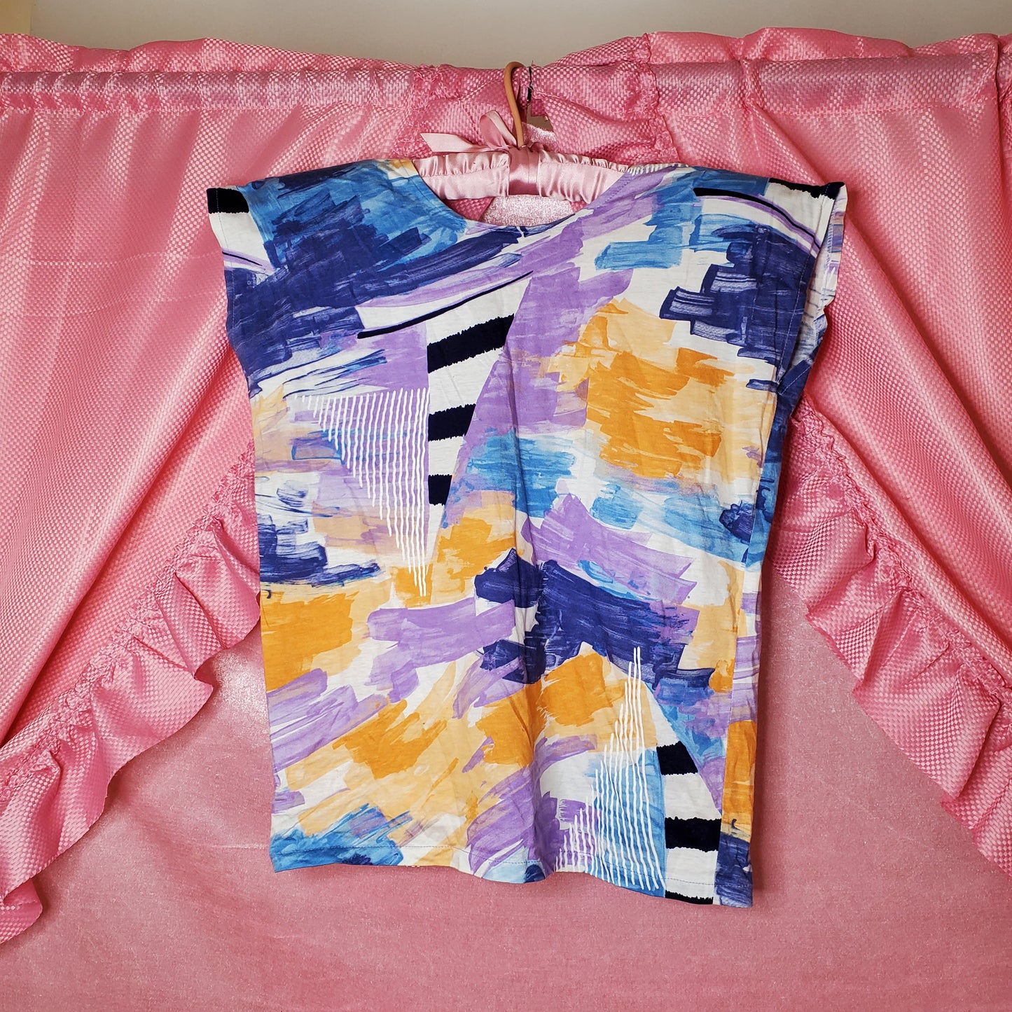 90s Abstract painting top