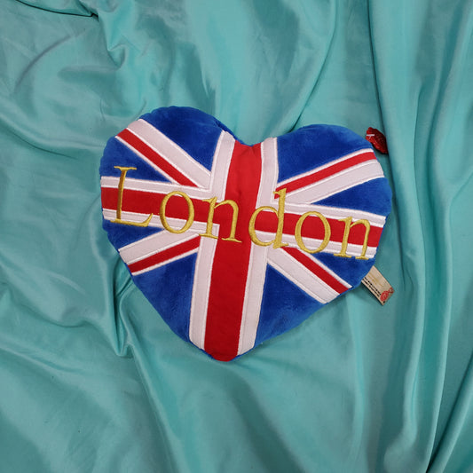 London heart pillow