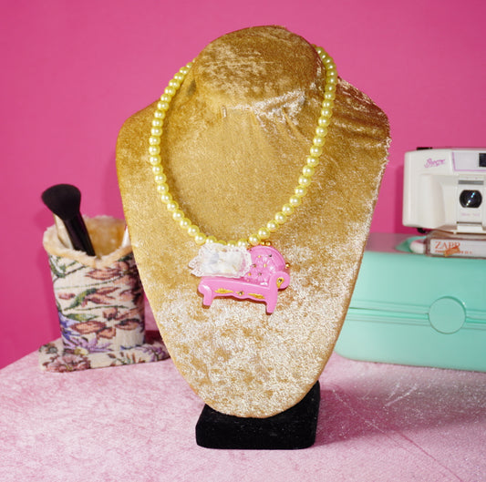 Royal pink couch necklace